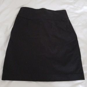 Banana Republic size 6 pencil skirt